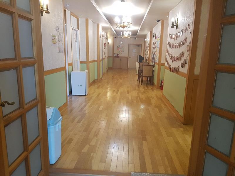 Hostel Lyndon Jeju Bagian luar foto